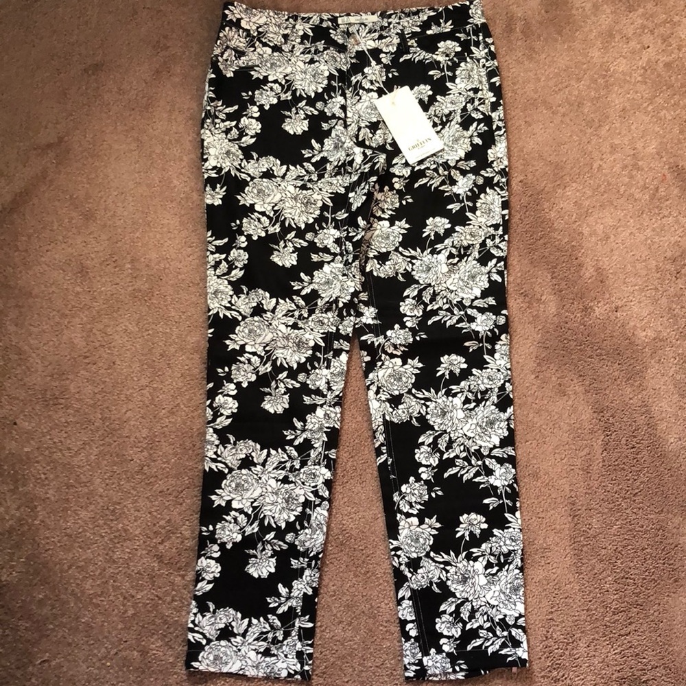 NWT GriffinParis Floral Print Pants